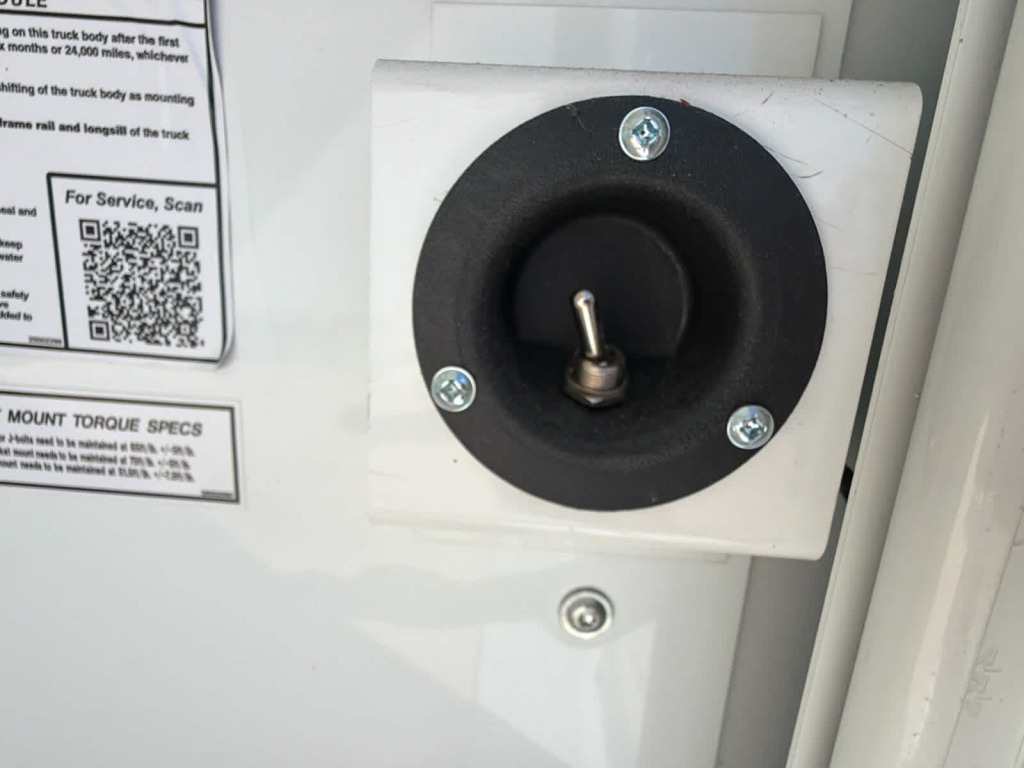 2024 Chevrolet Express Cutaway Work Van