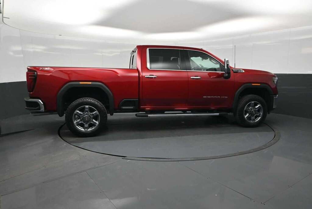 2026 GMC Sierra 2500HD SLT