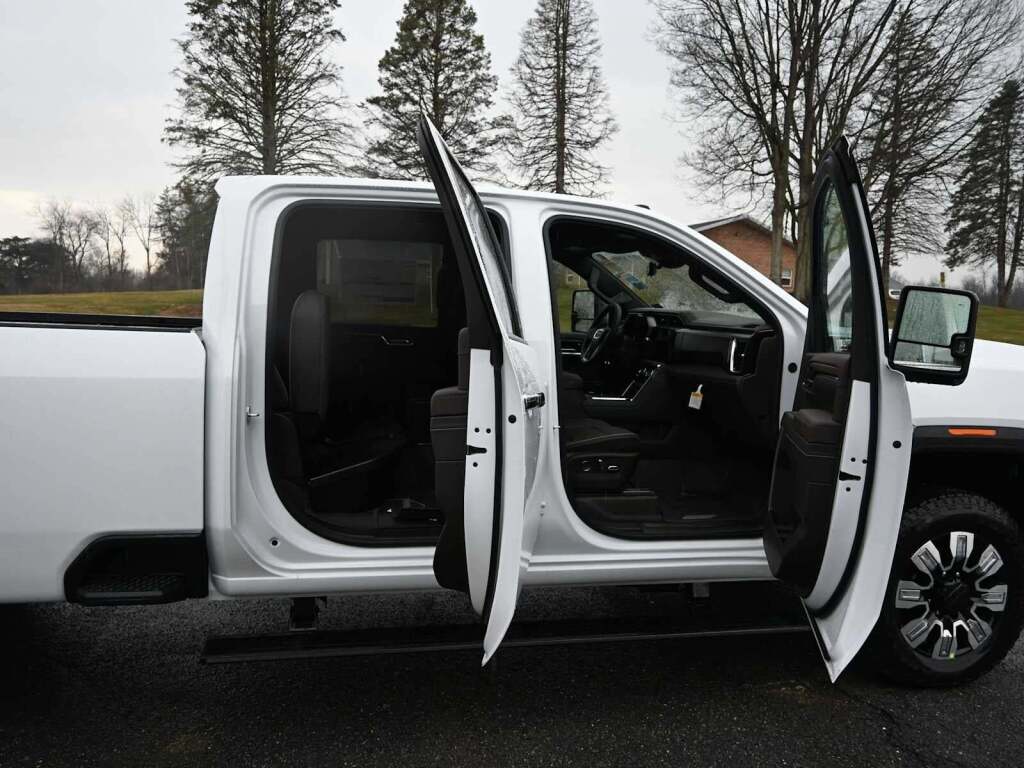 2026 GMC Sierra 3500HD Denali