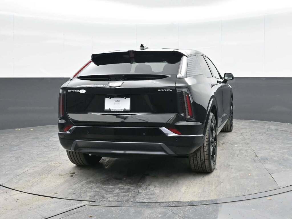 2025 Cadillac OPTIQ Sport 2 AWD