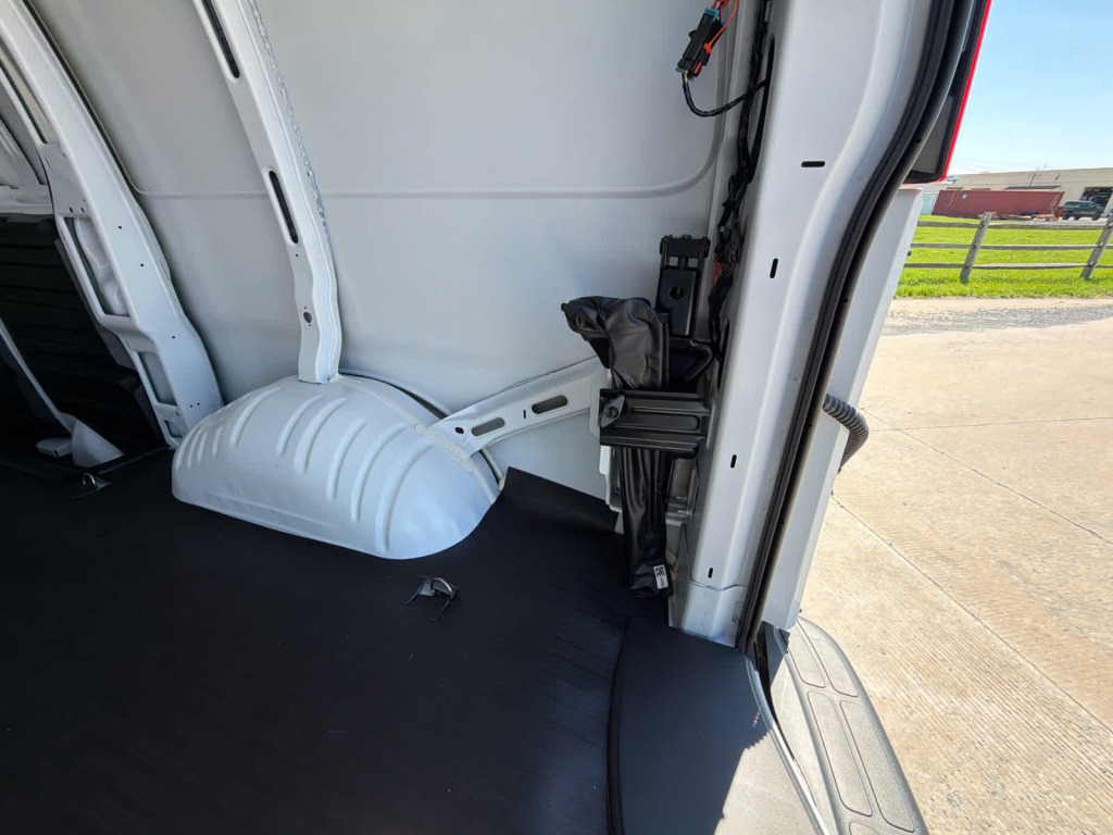 2025 GMC Savana Cargo RWD 2500 Regular Wheelbase Work Van