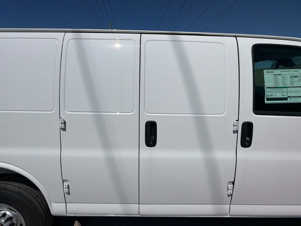2025 GMC Savana Cargo RWD 2500 Regular Wheelbase Work Van