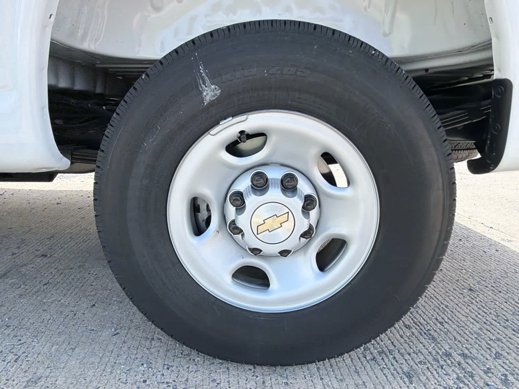 2025 Chevrolet Express Cargo RWD 2500 Regular Wheelbase WT