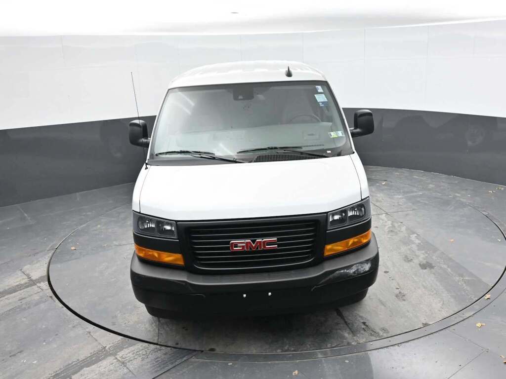 2025 GMC Savana Cargo RWD 2500 Regular Wheelbase Work Van