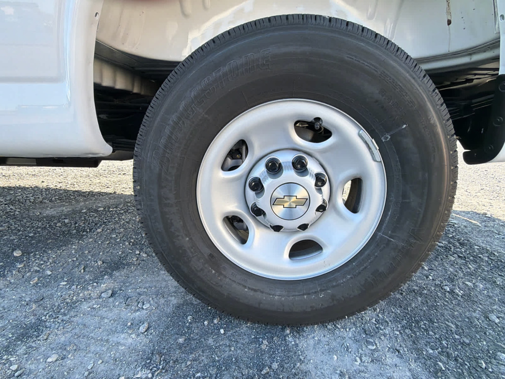 2025 Chevrolet Express Cargo RWD 2500 Regular Wheelbase WT