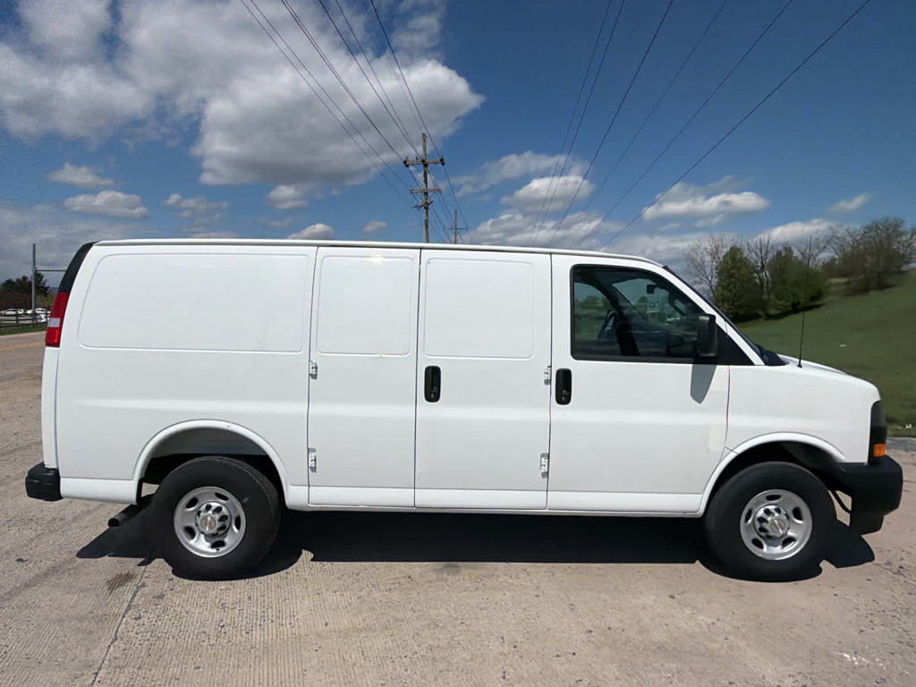 2025 Chevrolet Express Cargo RWD 2500 Regular Wheelbase WT