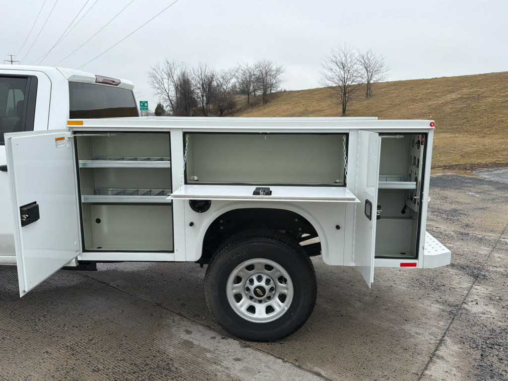 2024 Chevrolet Silverado 3500HD 4WD Crew Cab Long Bed Work Truck