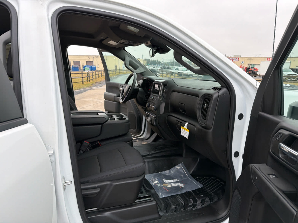 2024 Chevrolet Silverado 3500HD 4WD Crew Cab Long Bed Work Truck