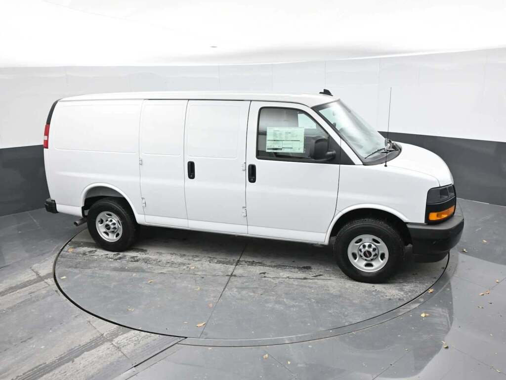 2025 GMC Savana Cargo RWD 2500 Regular Wheelbase Work Van