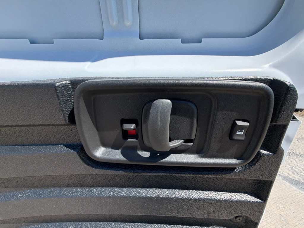 2025 GMC Savana Cargo RWD 2500 Regular Wheelbase Work Van