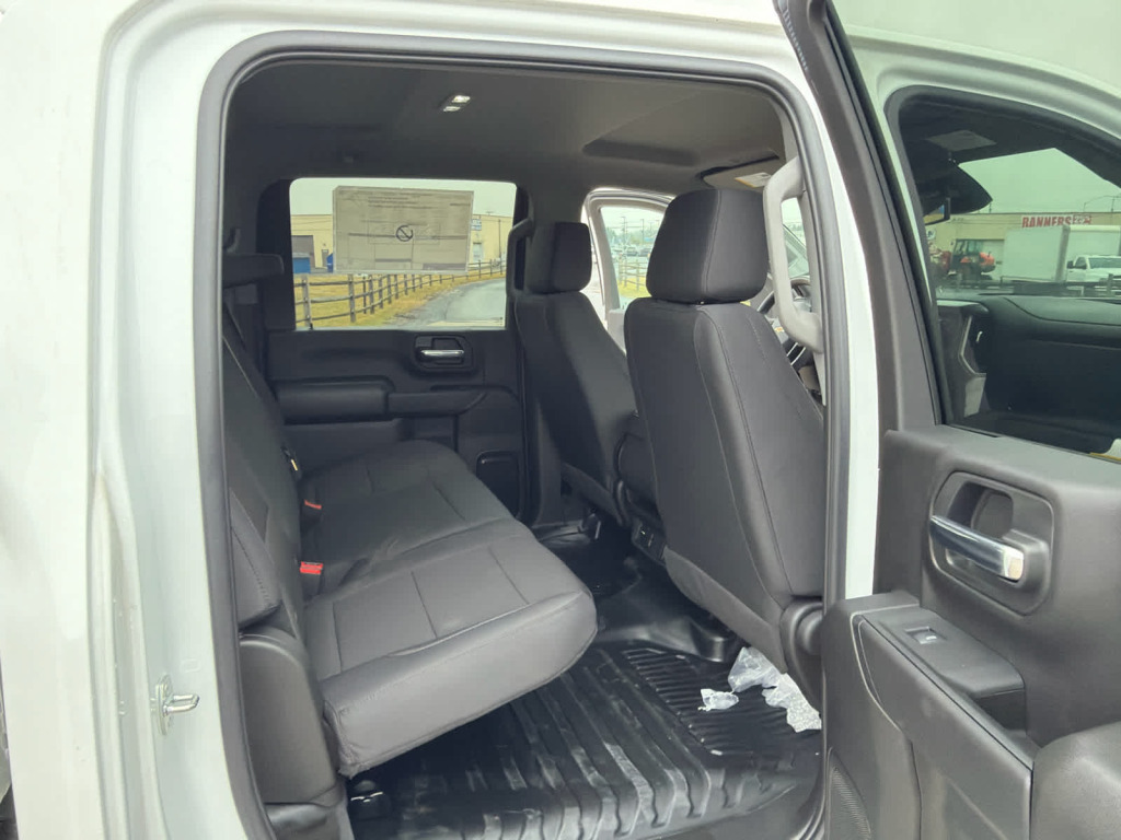 2024 Chevrolet Silverado 3500HD 4WD Crew Cab Long Bed Work Truck