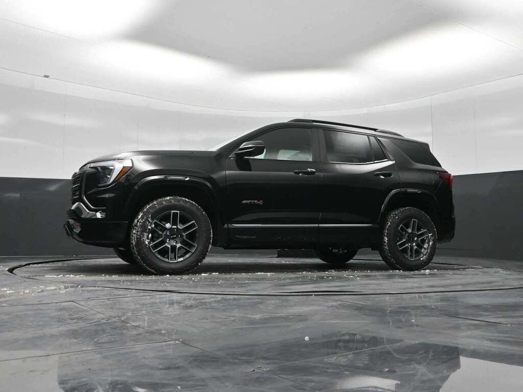 2026 GMC Terrain AWD AT4
