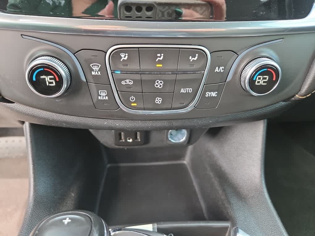 2020 Chevrolet Traverse FWD LT Cloth