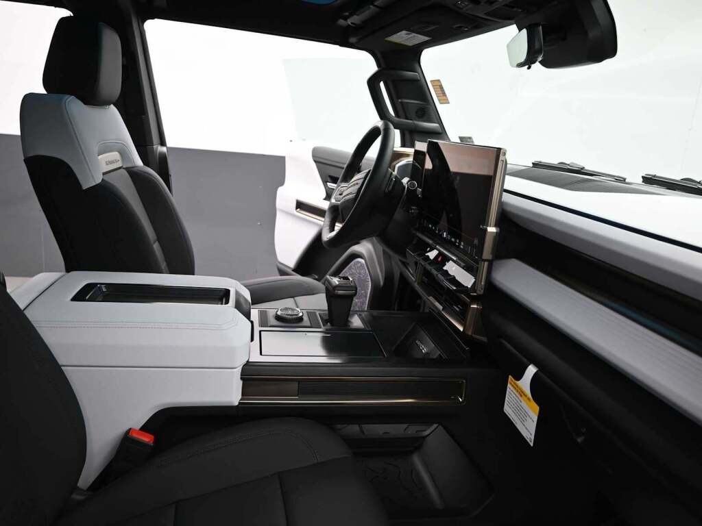 2025 GMC HUMMER EV SUV 3X e4WD