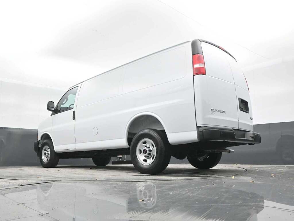 2025 GMC Savana Cargo RWD 2500 Regular Wheelbase Work Van
