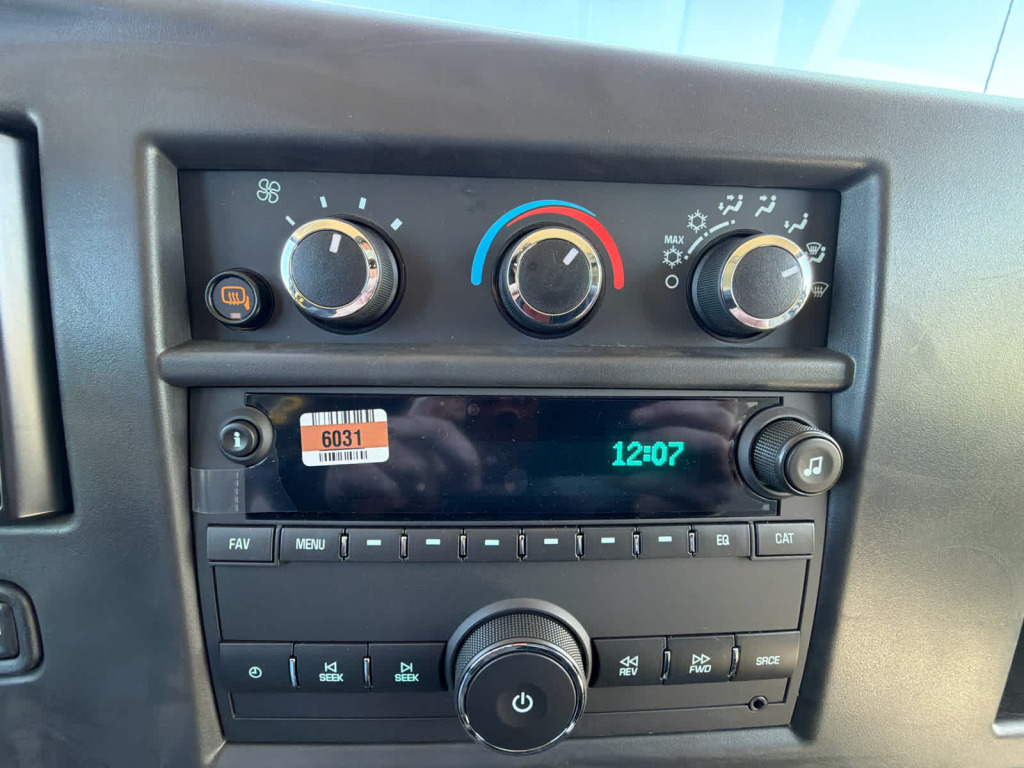 2025 GMC Savana Cargo RWD 2500 Regular Wheelbase Work Van