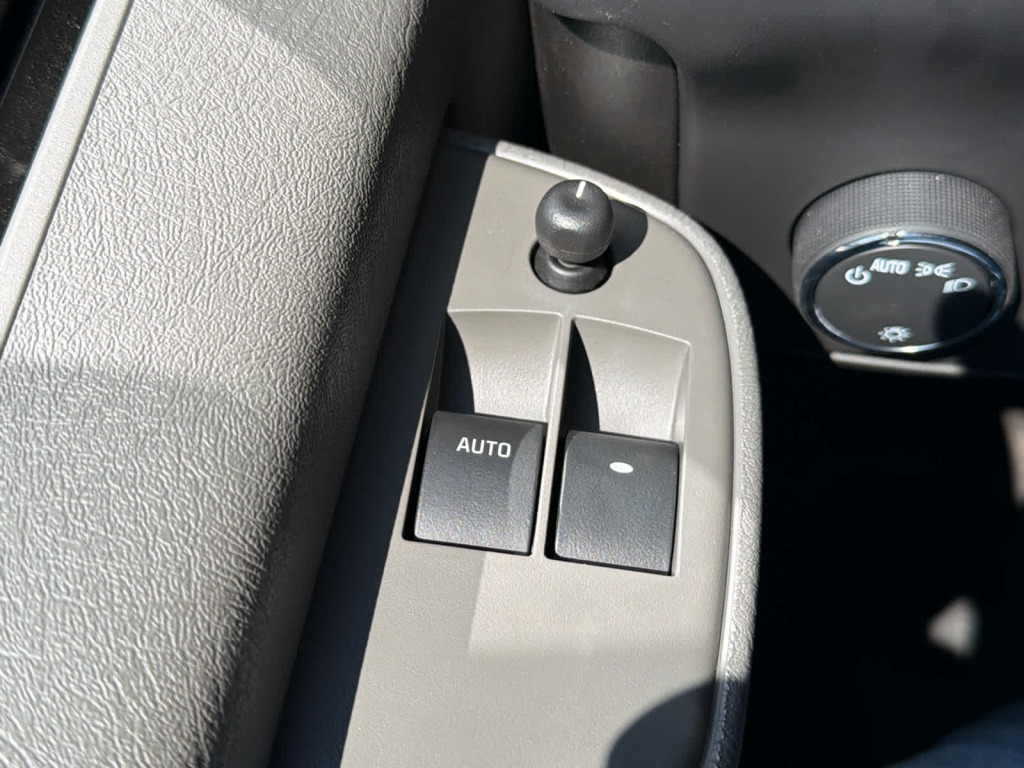 2025 Chevrolet Express Cargo RWD 2500 Regular Wheelbase WT