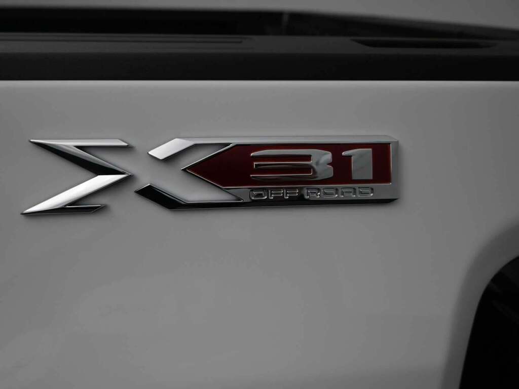 2026 GMC Sierra 2500HD SLT