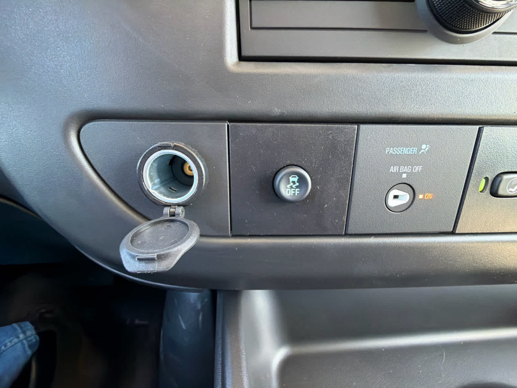 2025 GMC Savana Cargo RWD 2500 Regular Wheelbase Work Van