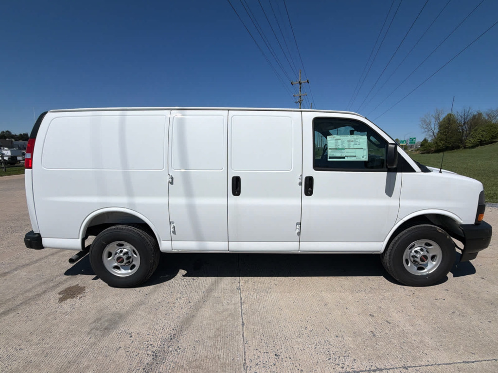 2025 GMC Savana Cargo RWD 2500 Regular Wheelbase Work Van