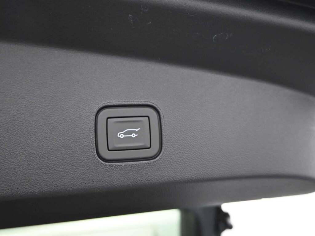 2026 Cadillac LYRIQ V-Series AWD