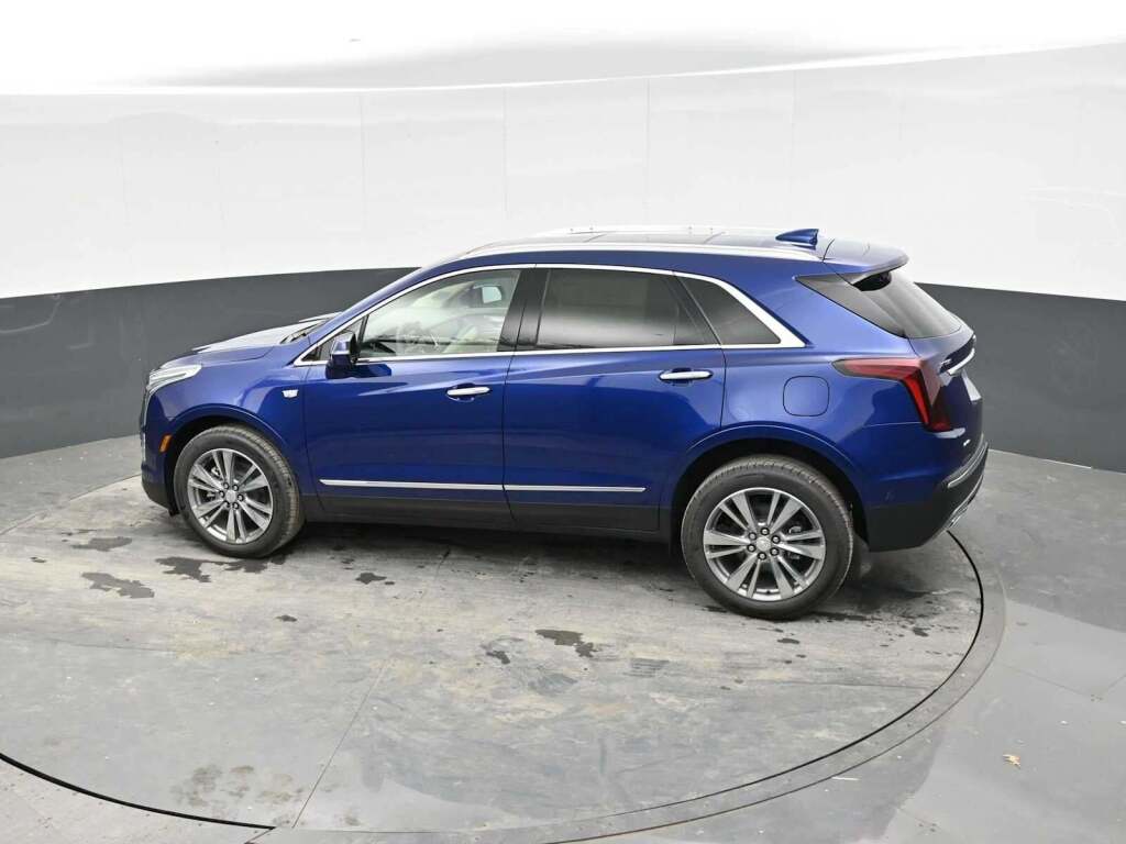 2025 Cadillac XT5 AWD Premium Luxury