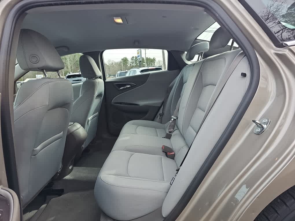 2022 Chevrolet Malibu FWD 1FL