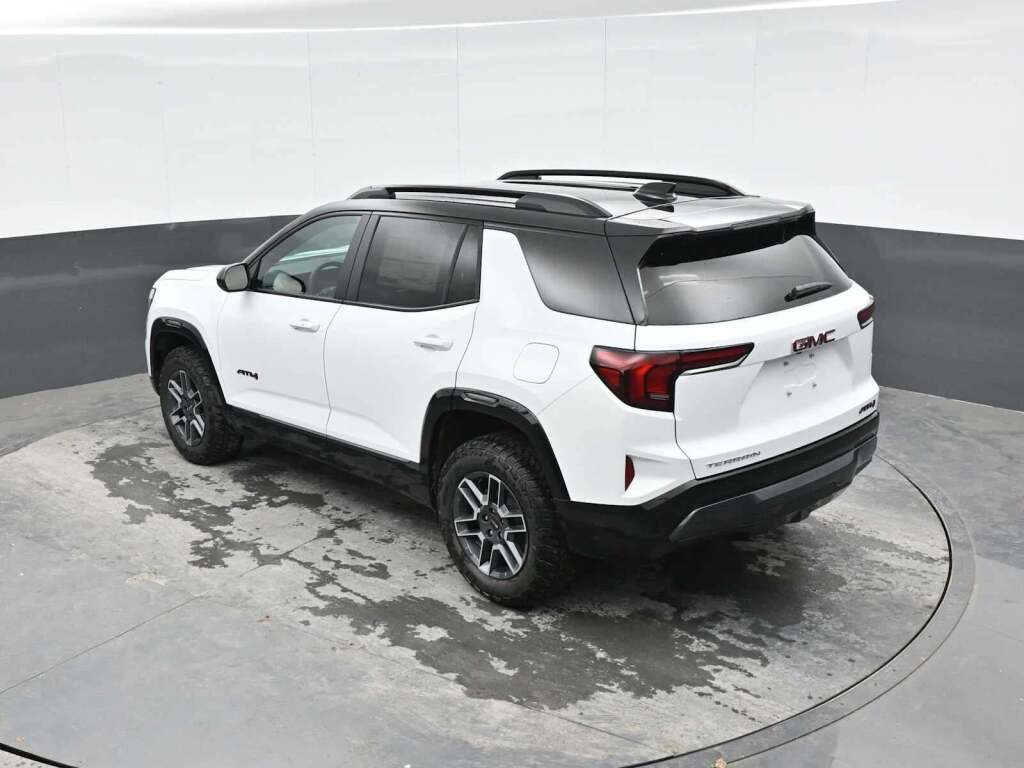 2026 GMC Terrain AWD AT4