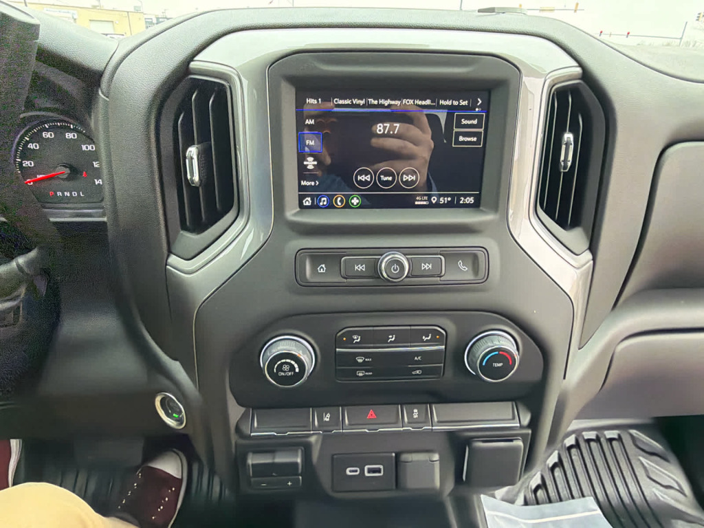 2024 Chevrolet Silverado 3500HD 4WD Crew Cab Long Bed Work Truck