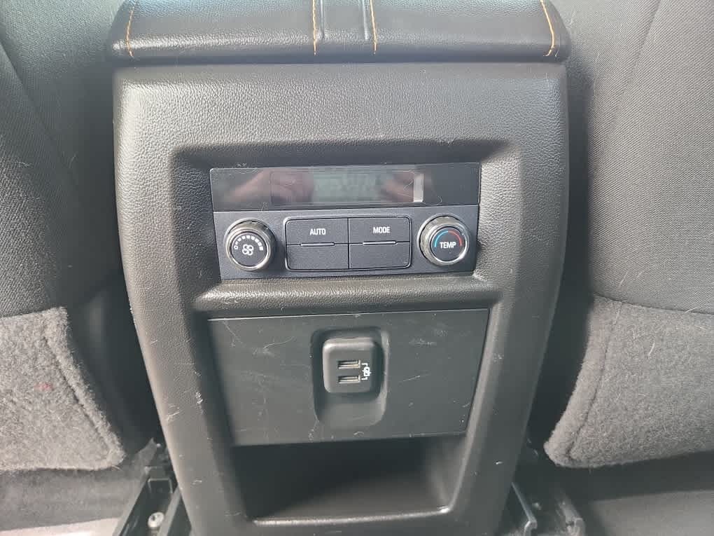 2020 Chevrolet Traverse FWD LT Cloth