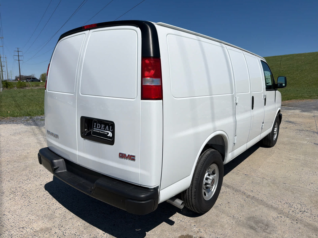 2025 GMC Savana Cargo RWD 2500 Regular Wheelbase Work Van