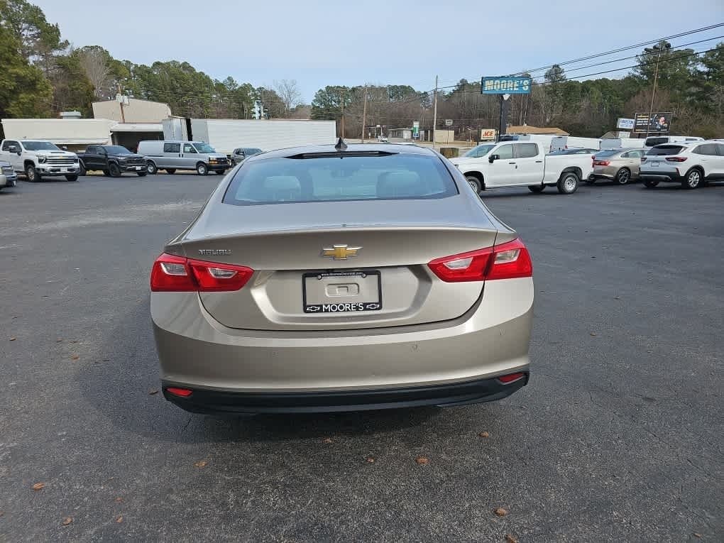 2022 Chevrolet Malibu FWD 1FL