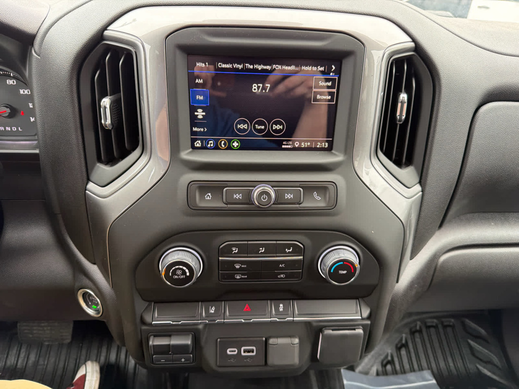 2024 Chevrolet Silverado 3500HD 4WD Crew Cab Long Bed Work Truck