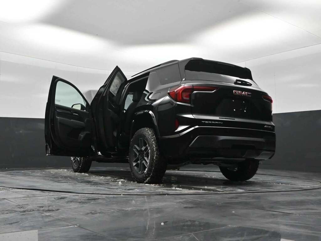 2026 GMC Terrain AWD AT4