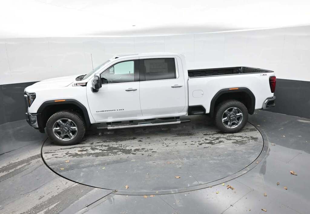 2026 GMC Sierra 2500HD SLT