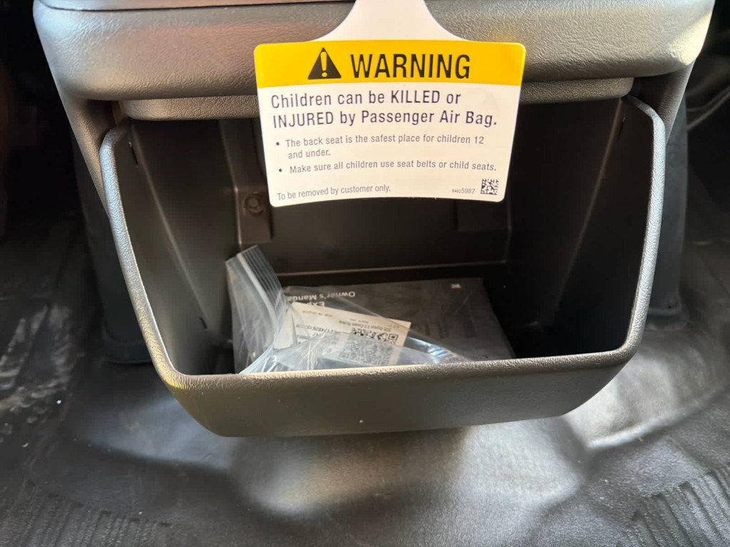 2025 Chevrolet Express Cargo RWD 2500 Regular Wheelbase WT