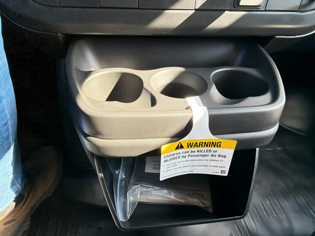 2025 Chevrolet Express Cargo RWD 2500 Regular Wheelbase WT