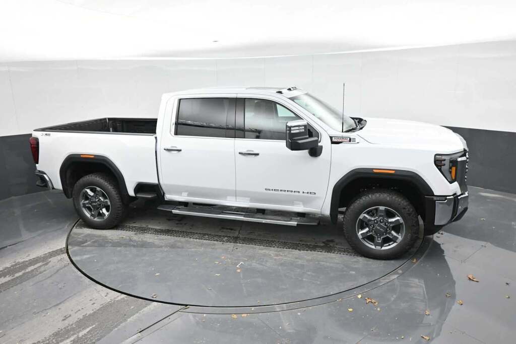 2026 GMC Sierra 2500HD SLT