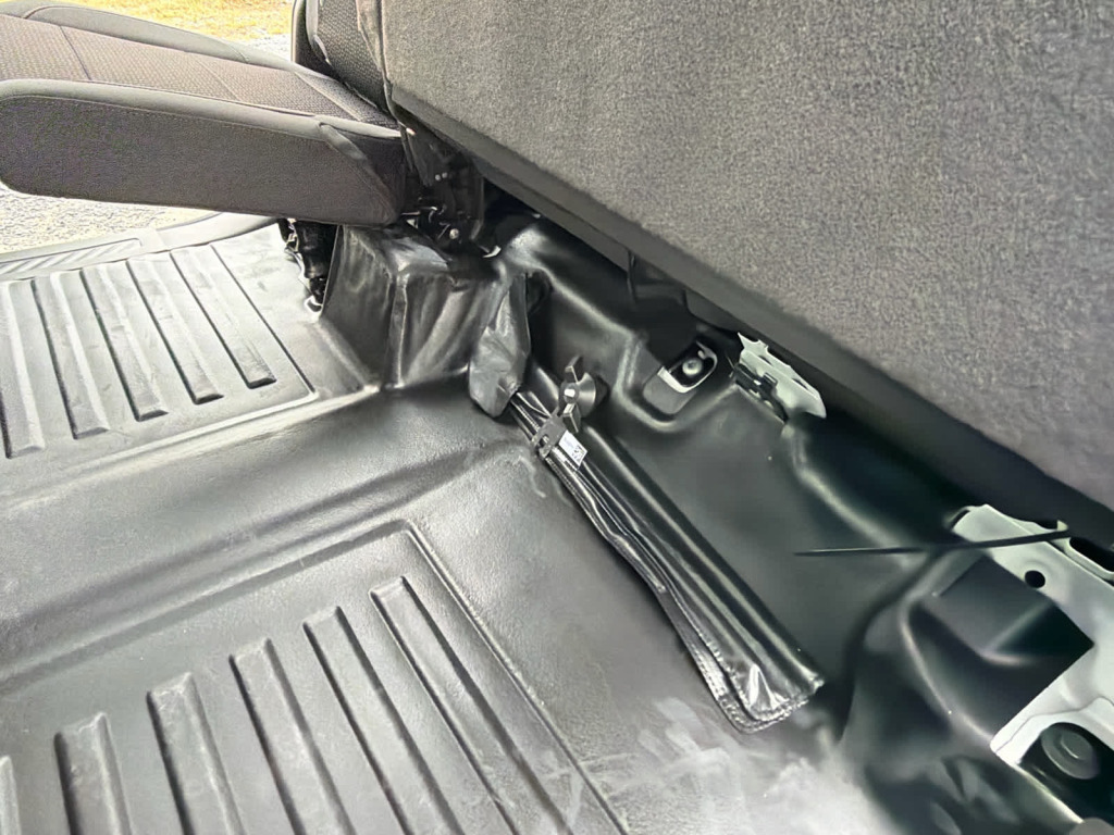 2024 Chevrolet Silverado 3500HD 4WD Crew Cab Long Bed Work Truck