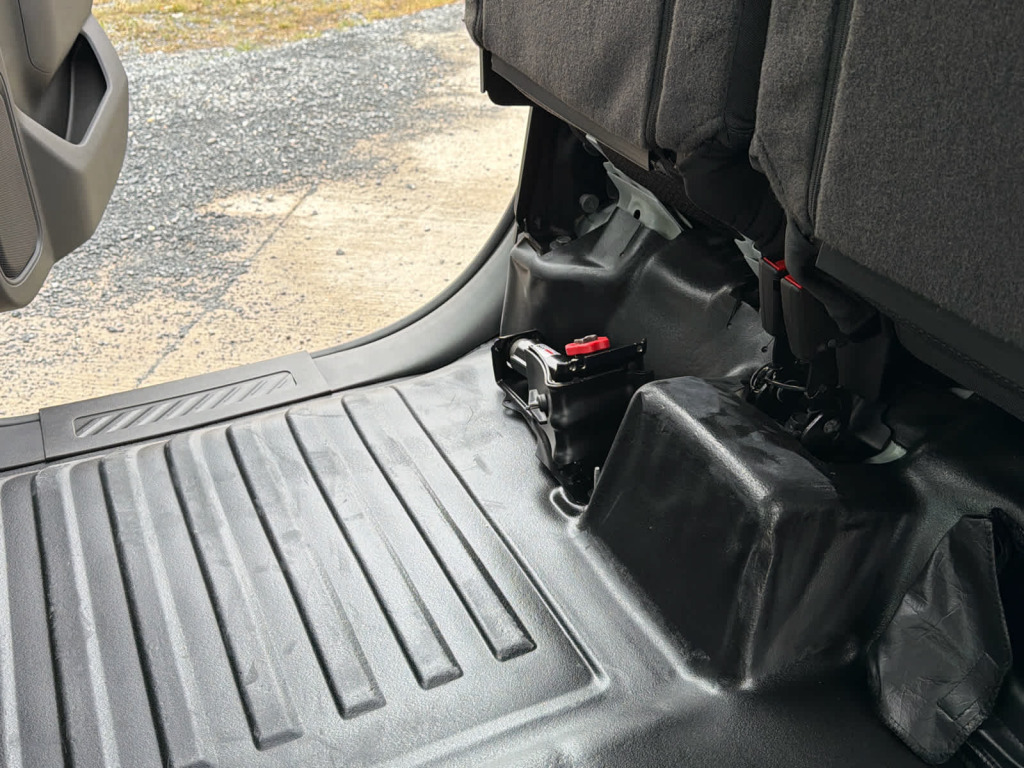 2024 Chevrolet Silverado 3500HD 4WD Crew Cab Long Bed Work Truck