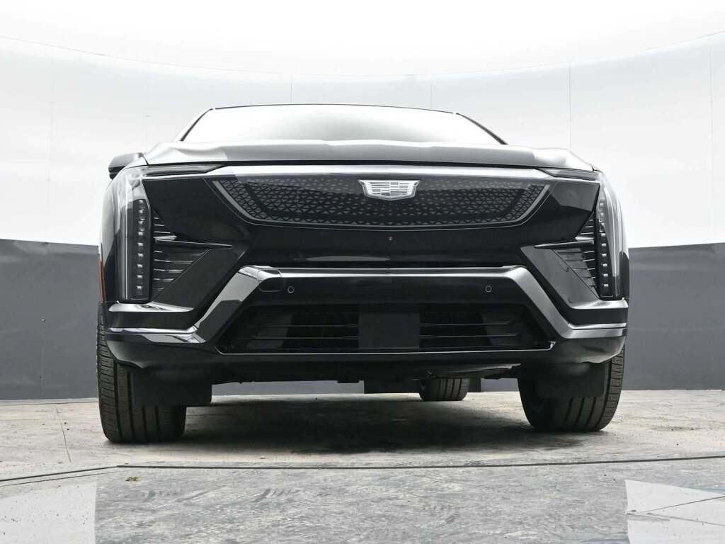 2025 Cadillac OPTIQ Sport 2 AWD