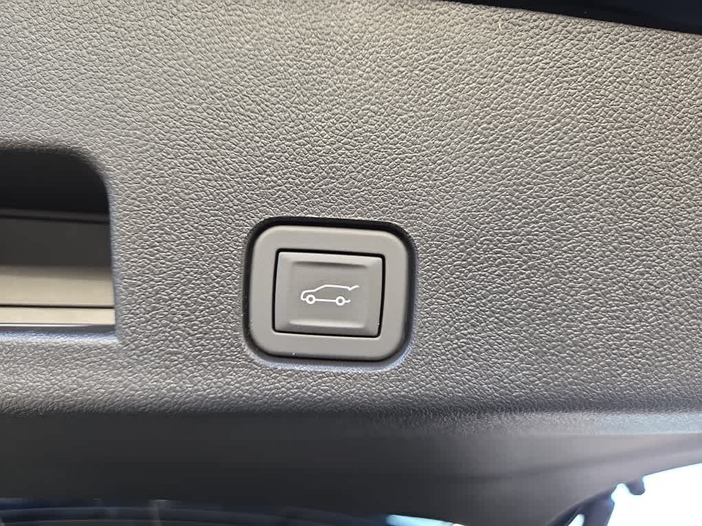 2026 Chevrolet Traverse FWD RS