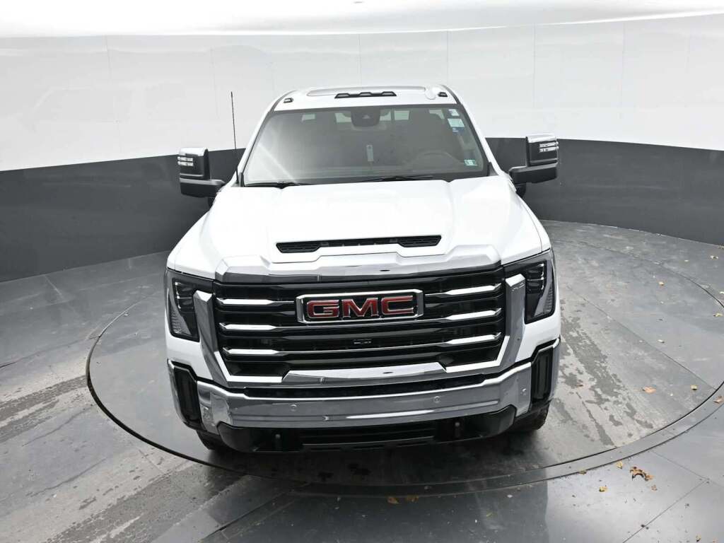 2026 GMC Sierra 2500HD SLT