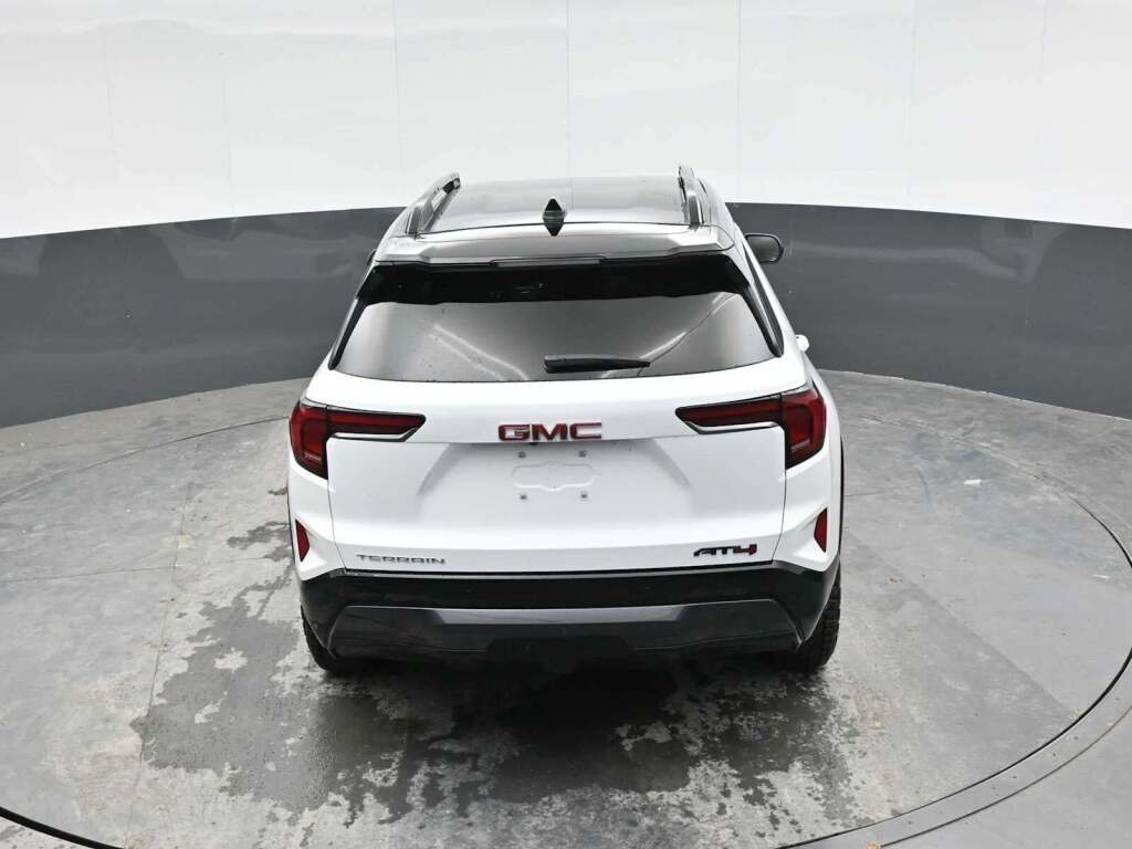2026 GMC Terrain AWD AT4