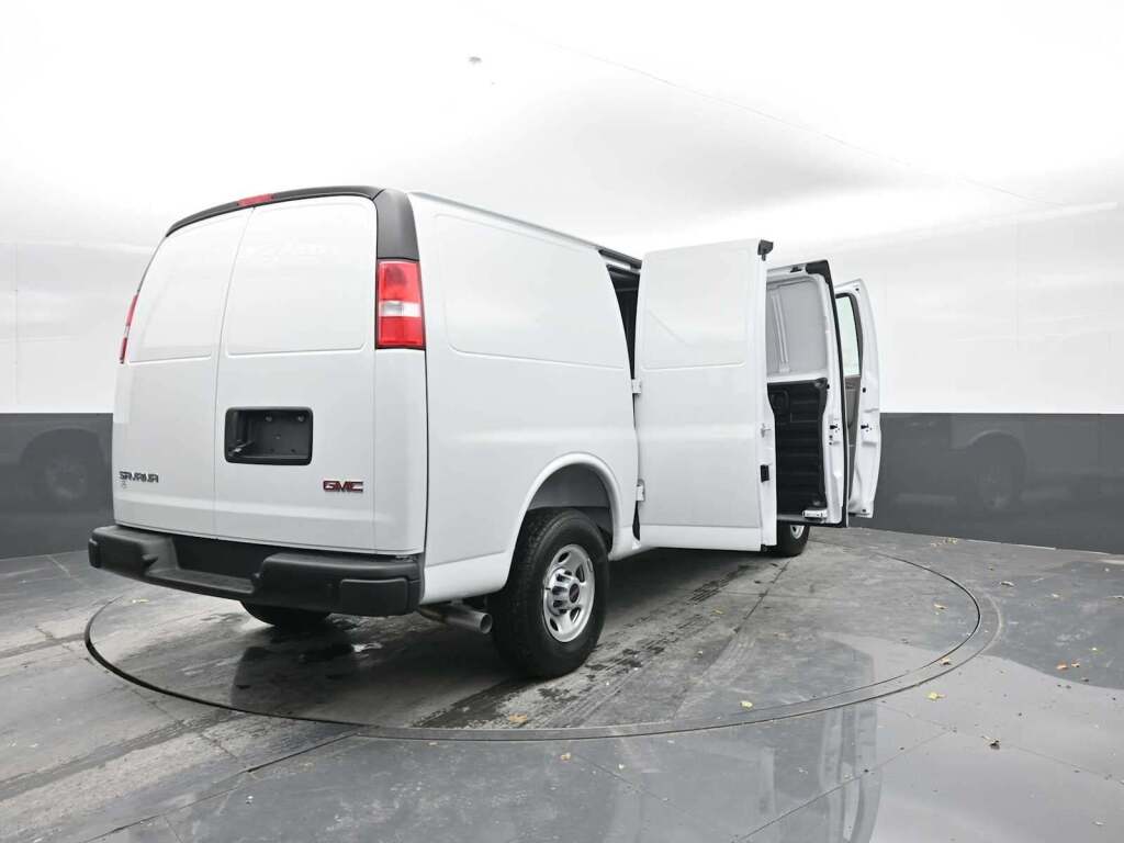 2025 GMC Savana Cargo RWD 2500 Regular Wheelbase Work Van