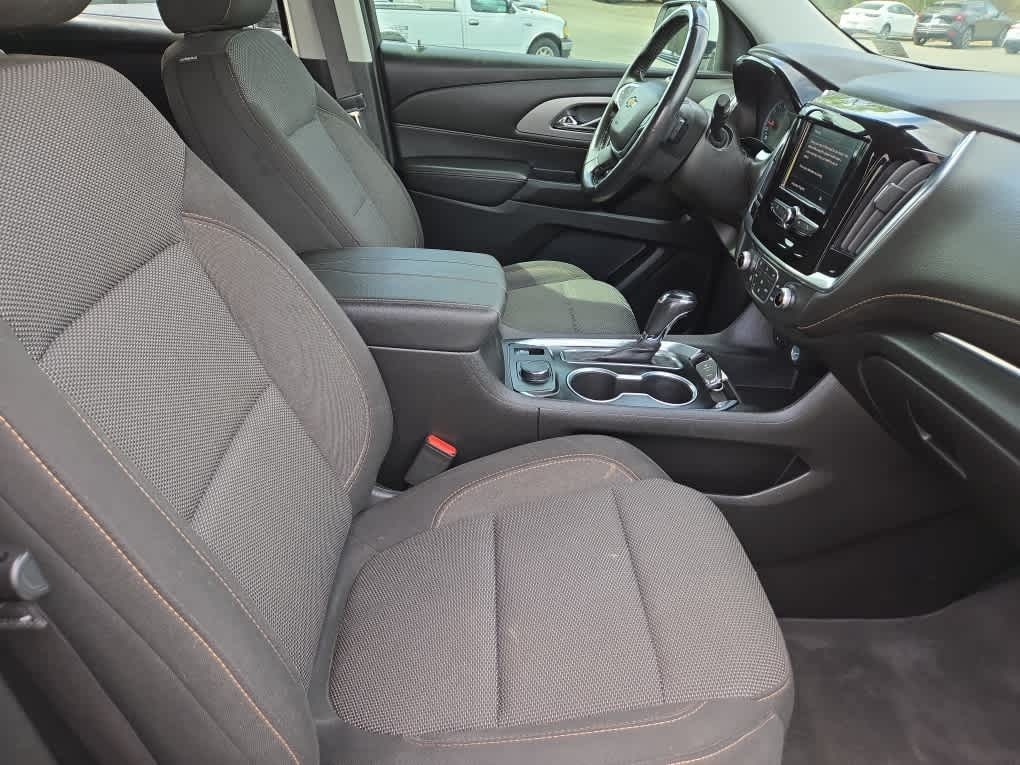 2020 Chevrolet Traverse FWD LT Cloth