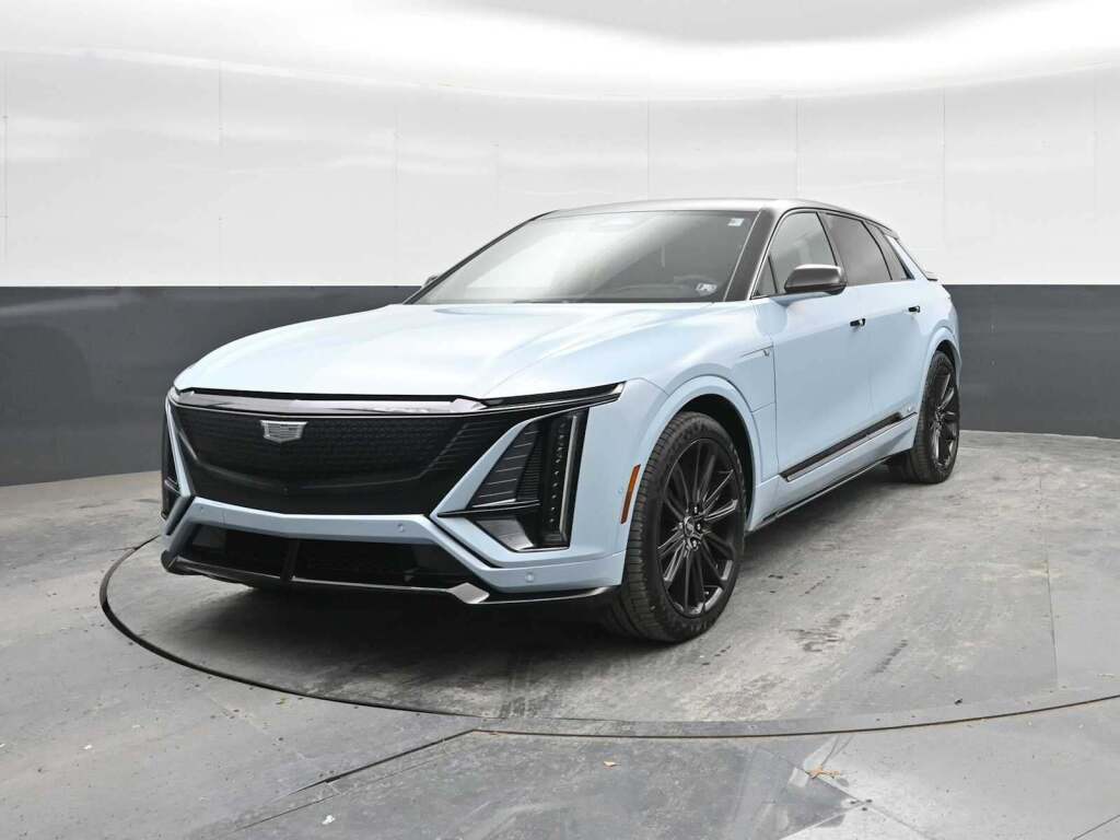 2026 Cadillac LYRIQ V-Series AWD