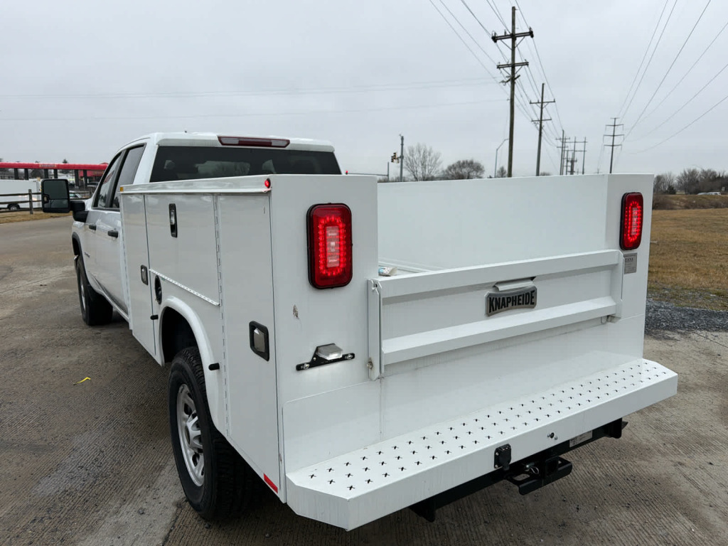 2024 Chevrolet Silverado 3500HD 4WD Crew Cab Long Bed Work Truck