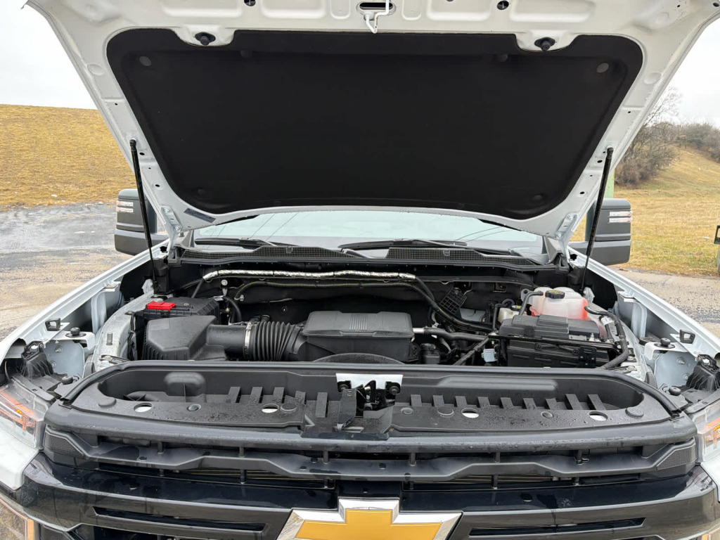 2024 Chevrolet Silverado 3500HD 4WD Crew Cab Long Bed Work Truck