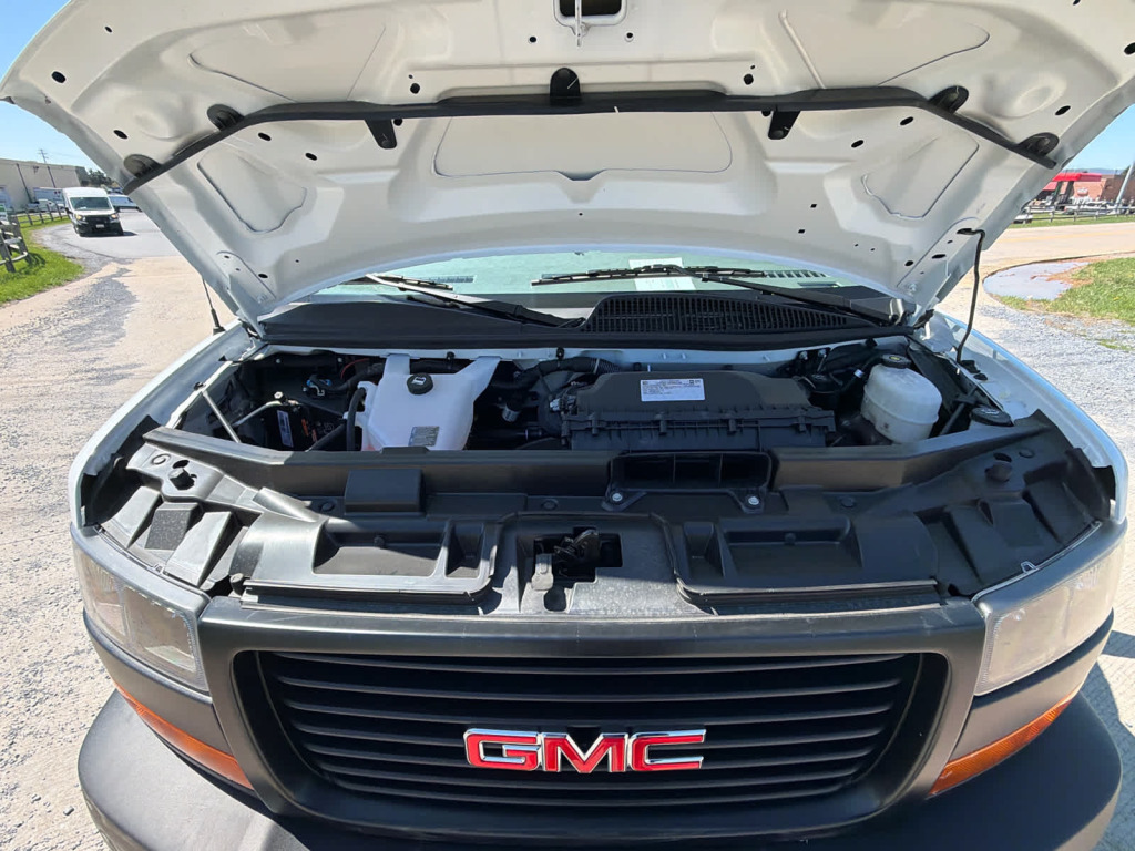 2025 GMC Savana Cargo RWD 2500 Regular Wheelbase Work Van